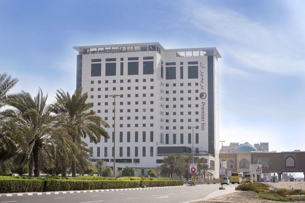 فندق بريمير إن دبي ابن بطوطة مول المظهر الخارجي الصورة