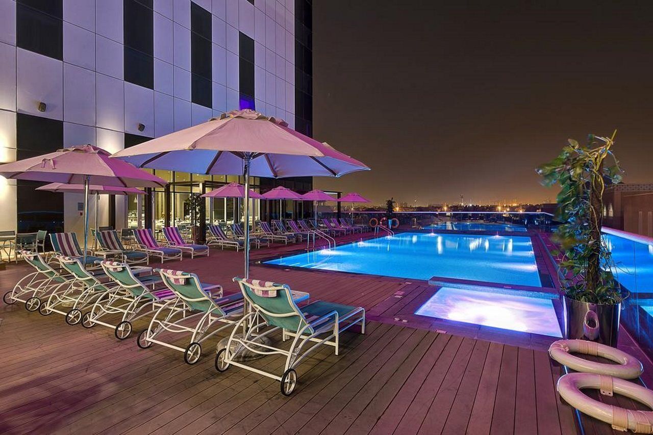 فندق بريمير إن دبي ابن بطوطة مول المظهر الخارجي الصورة